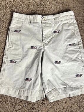 Boys Size 8 - like new - 
vineyard vines American Flag Shorts Whale Embroidered